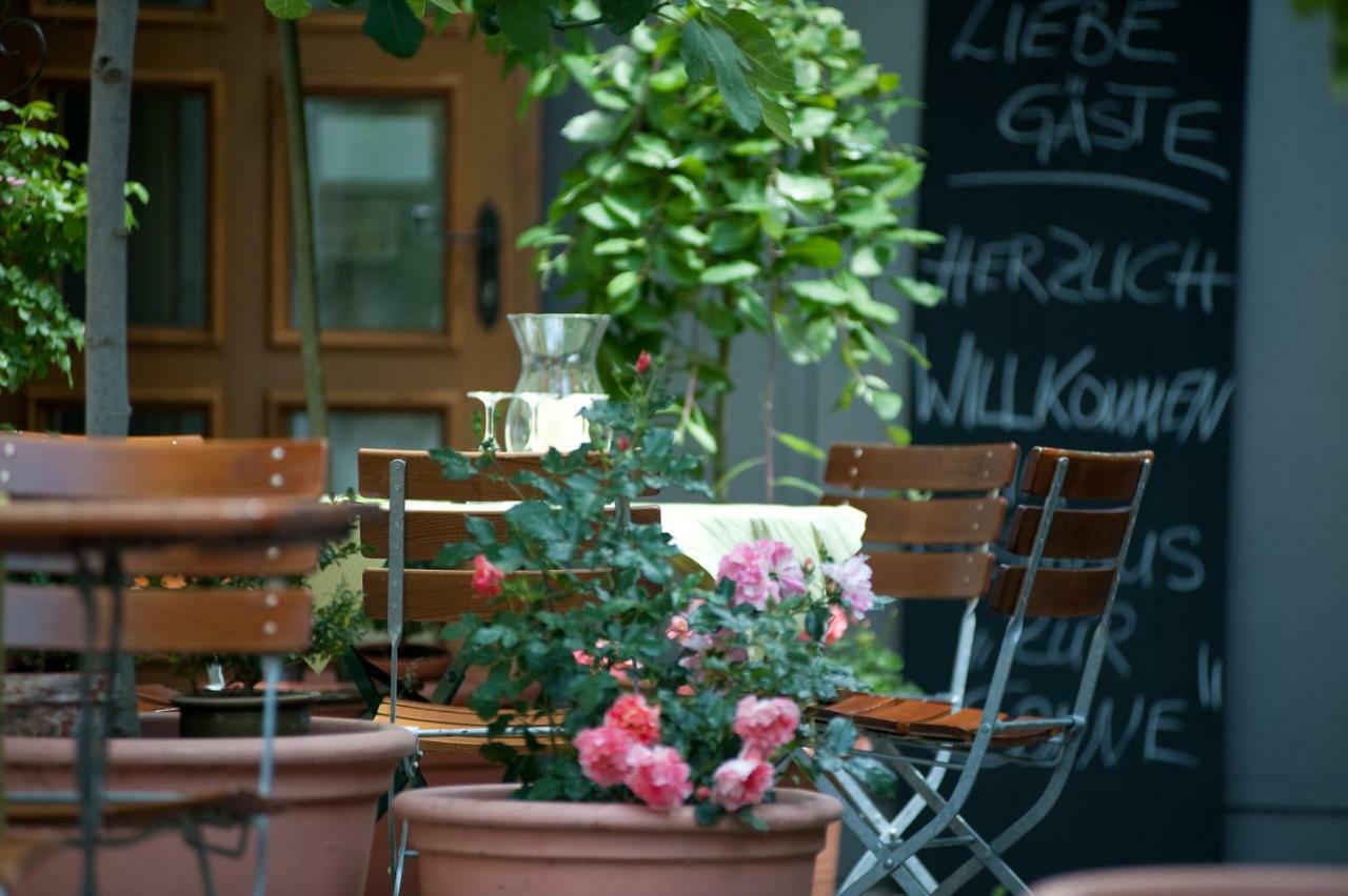 Gasthaus Zur Sonne Nordheim am Main ภายนอก รูปภาพ